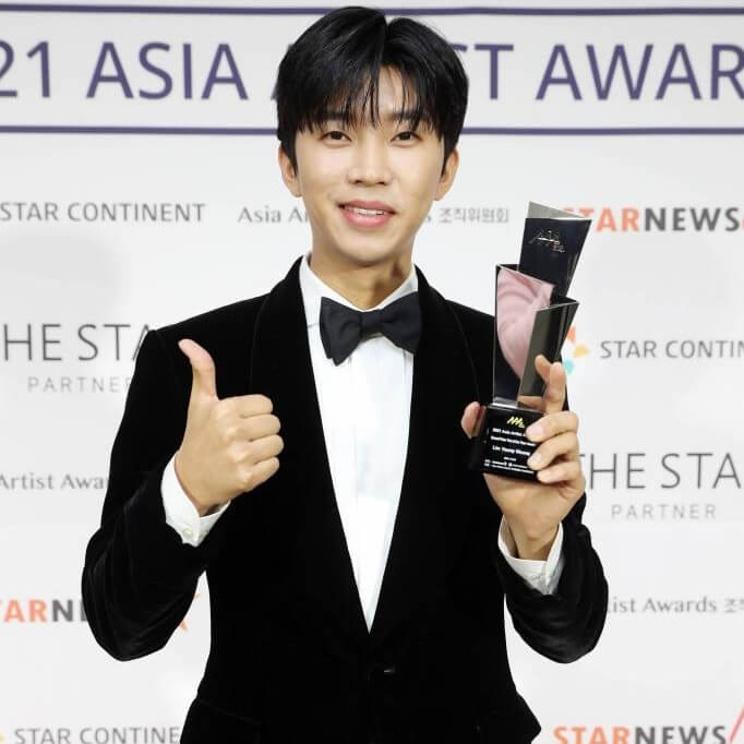 임영웅의 차트 1위 단독 콘서트 상암월드컵경기장