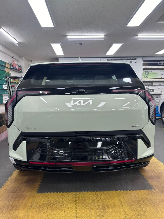 EV3-후면
