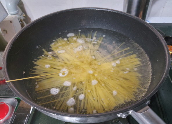 파스타 면 삶기