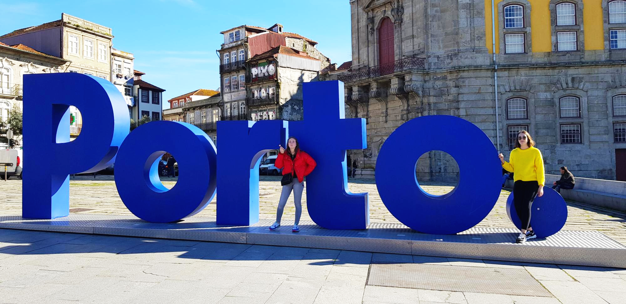 포르투갈 포르토 그녀들의 글자사진
