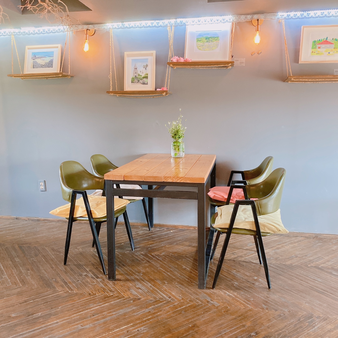 제주 금오름 오드리카페