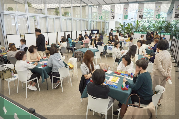 시니어 두뇌 깨우는 브리지 게임