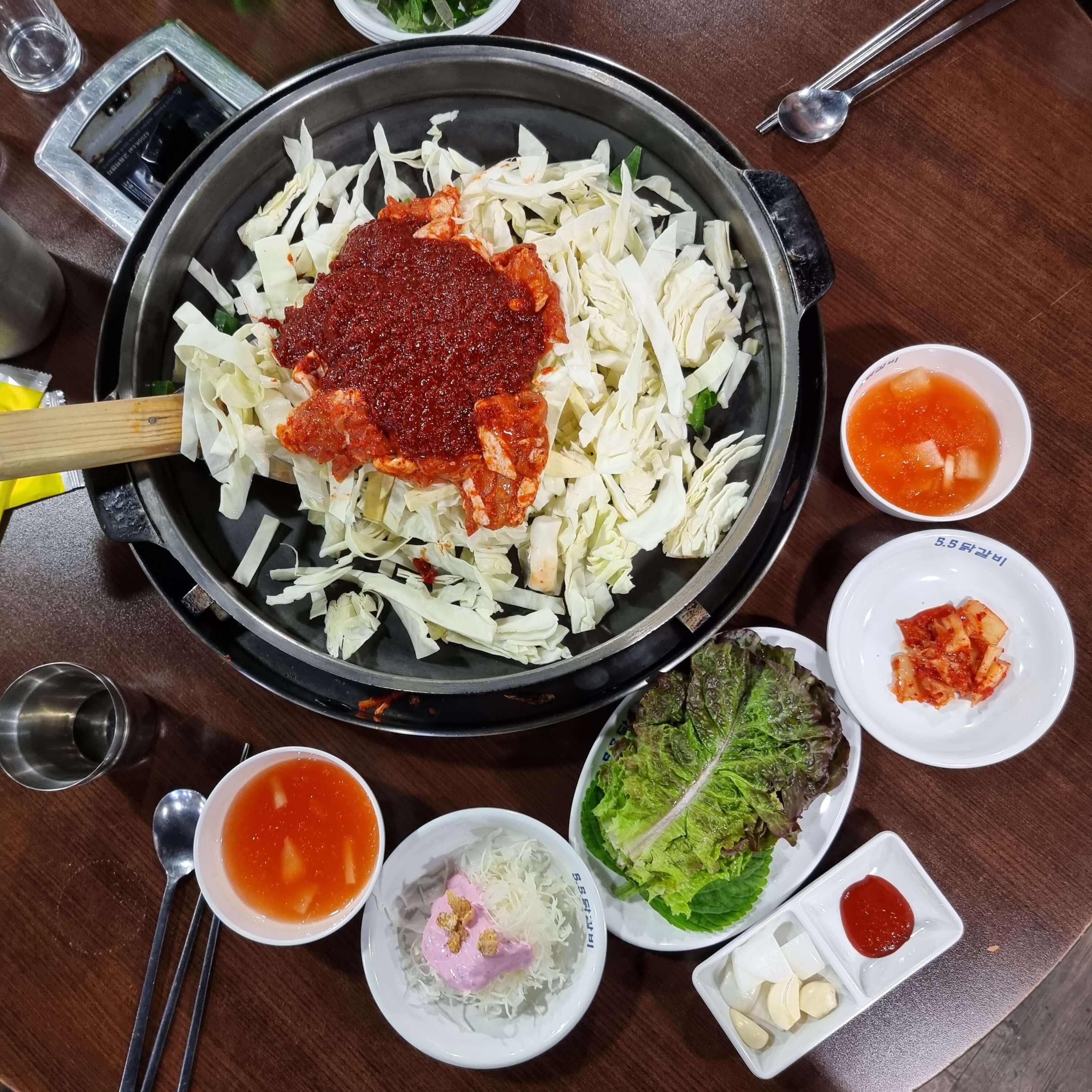 5.5 닭갈비 음식