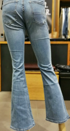 리바이스 여성 청바지 2탄 부츠컷, 스트레이트, 502, 화이트등 사이즈 가이드에 필요한 자료