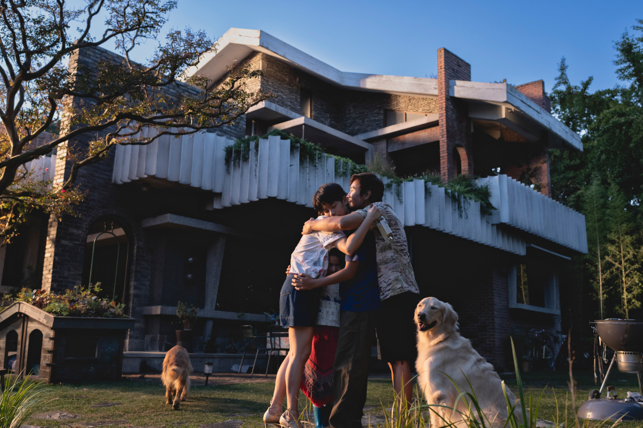 유만수가 그토록 노력하여 지켜낸 중산층 가정의 모습