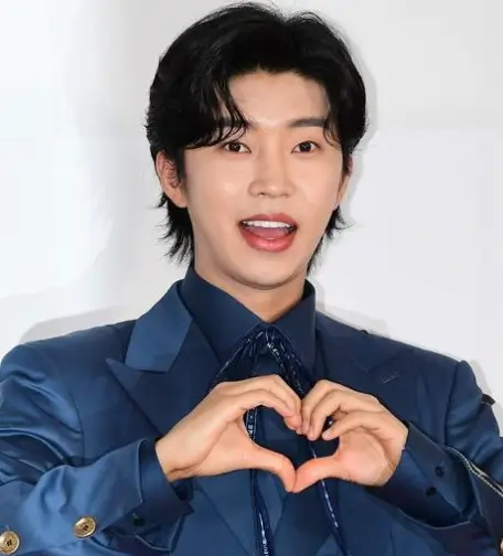 임영웅 팬클럽 '영웅시대