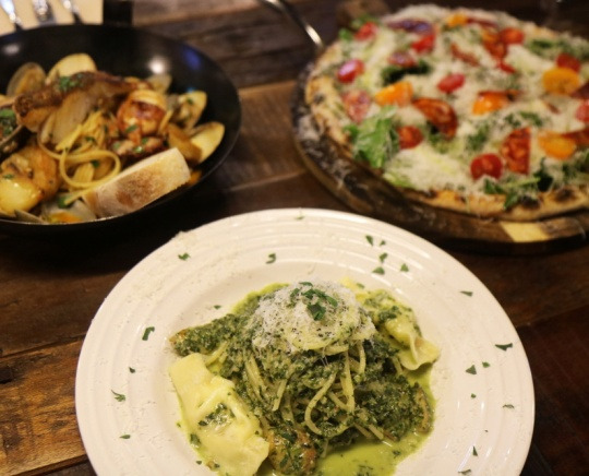 송파 석촌호수 레스토랑 '빈티지1981'