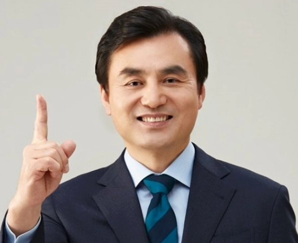 안규백 국회의원 프로필 나이 고향 학력 재산