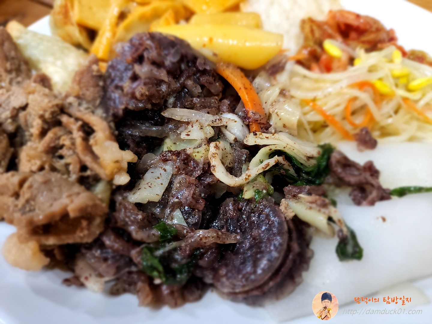 순대볶음과 무쌈