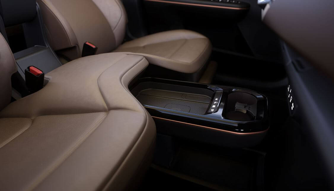 EV5-내부-센터콘솔-트렁크