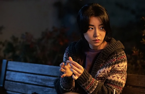 마당이-있는-집-상은-역-임지연