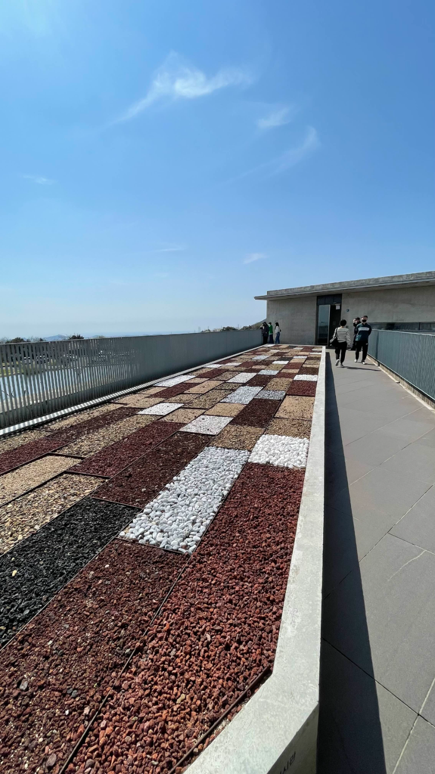 제1관 전통공예관 '아름다움을 찾아서' 전시 가는길