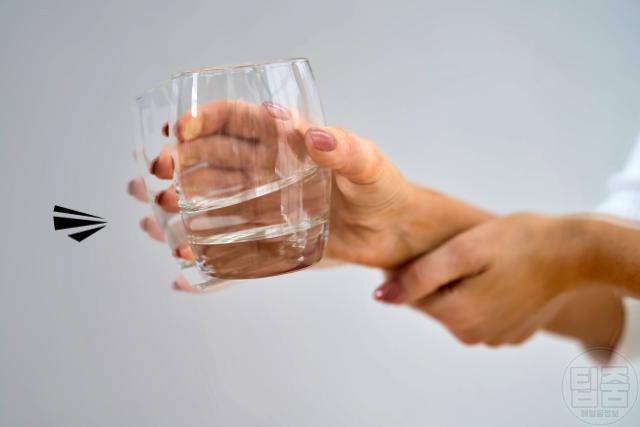 세로토닌 증후군 떨림