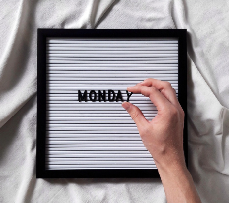 월요일 표시