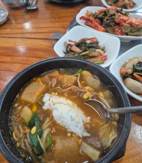 제주-30년-흑돼지-꼬치구이-해오름식당