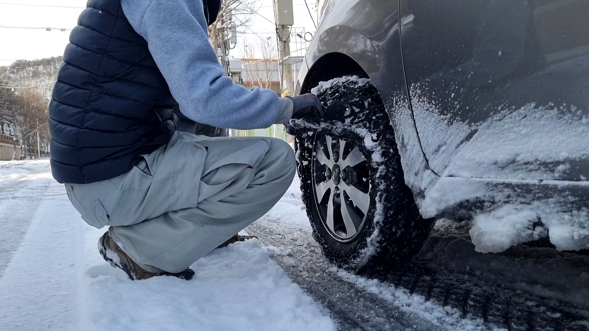 스노우체인 탈거하는 모습