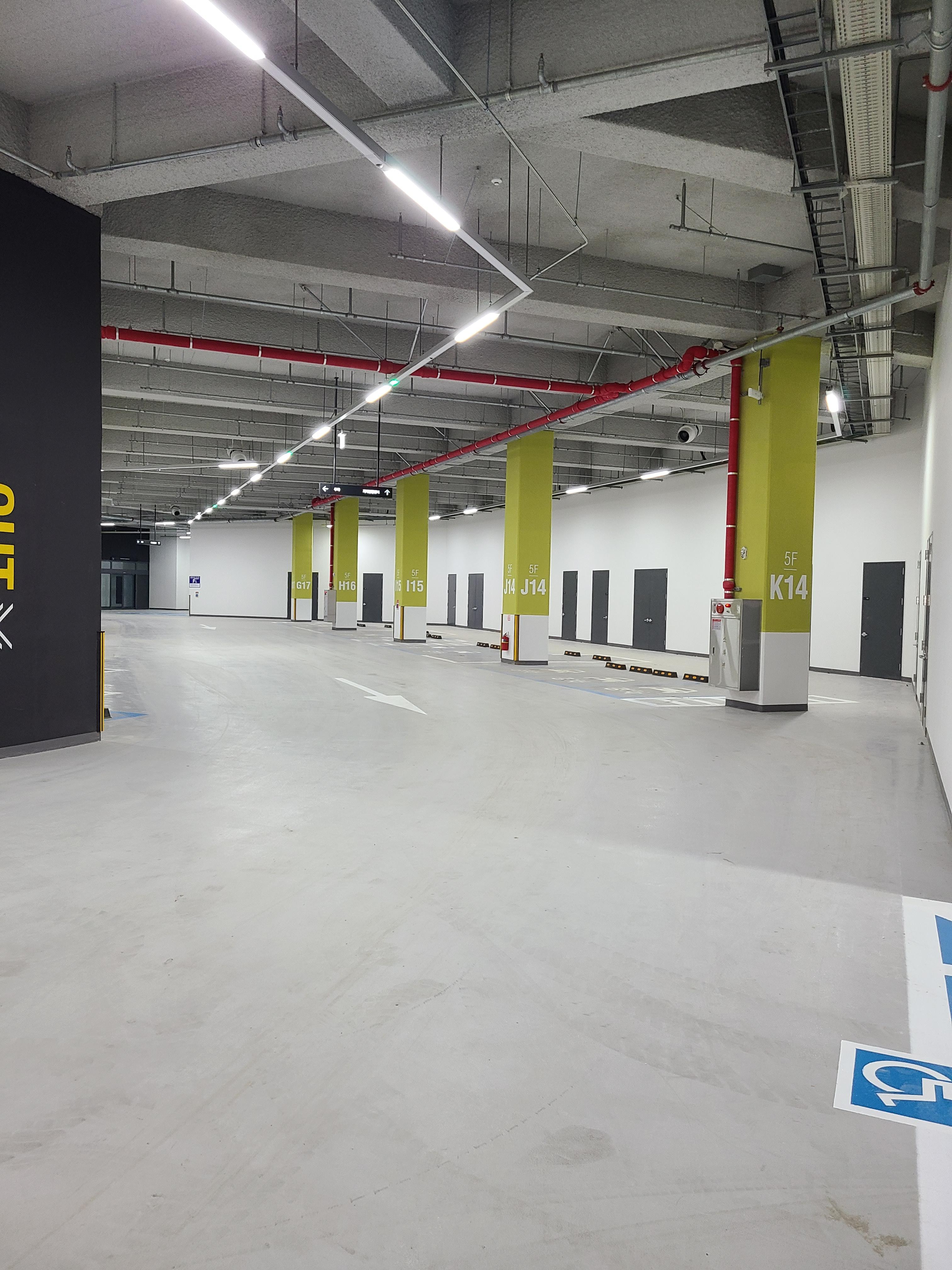 오산 현대테라타워CMC 드라이브인, 주차장1