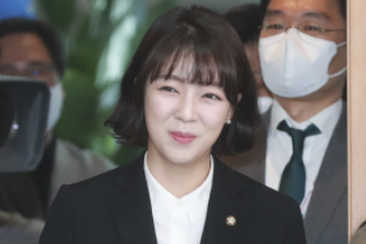 배현진