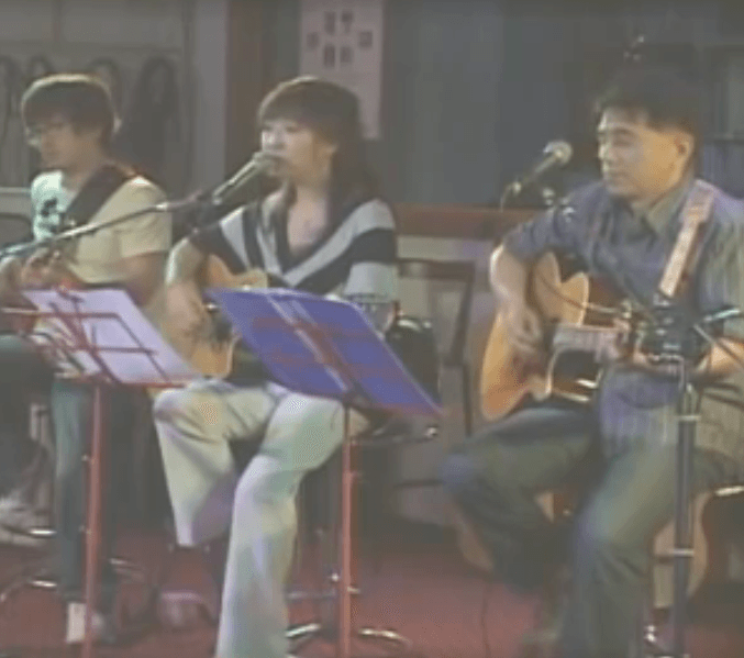 배따라기 비와 찻잔 사이에