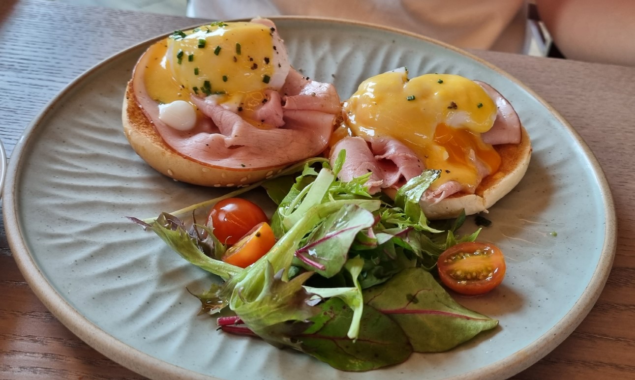 더 아웃포스트 호텔