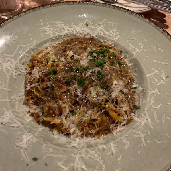 서교 라구딸리아 뗄레