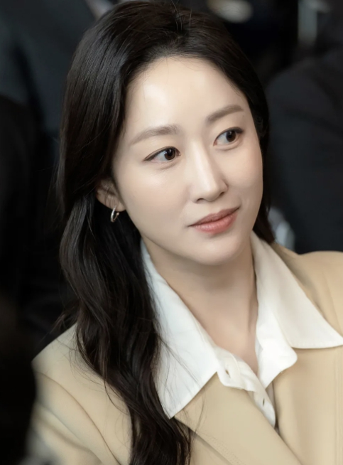 전혜빈(허민정 역)