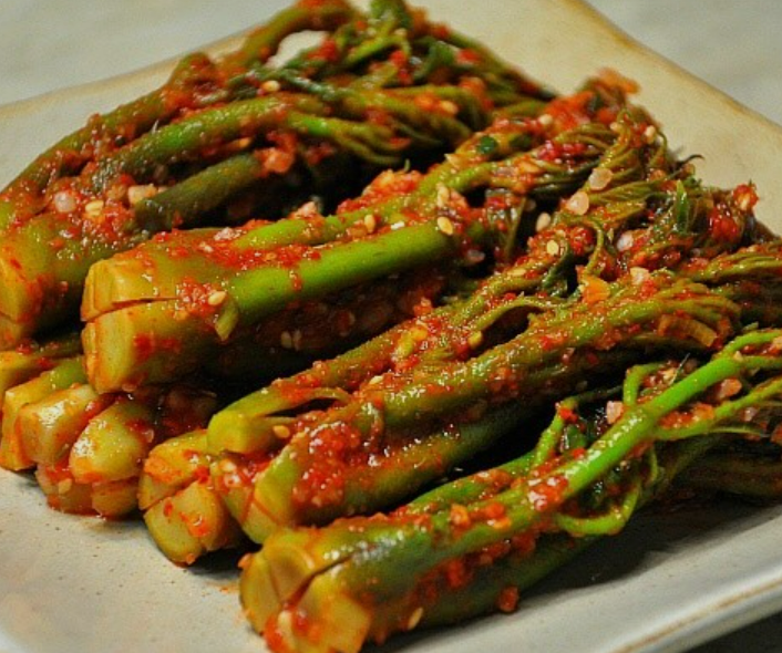 3월에 먹으면 좋은 제철 음식(봄철 음식) - 두릅편 (효능, 두릅이 들어가는 음식)