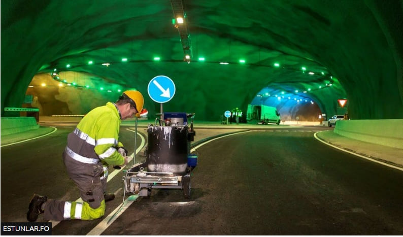 페로제도의 세계 최초의 해저터널 교차로 VIDEO: Faroe Islands: The World’s First Undersea Roundabout: