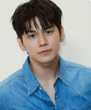 옹성우 워너원 가수 데뷔