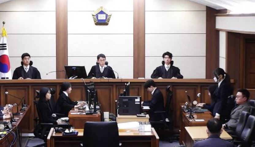 김건희 주가조작 무죄 판결 &lsquo;명품 수수&rsquo;만 유죄 징역 1년 8개월 선고 민주당 반응