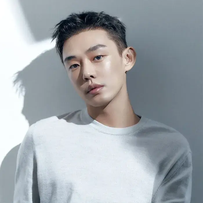 유아인
