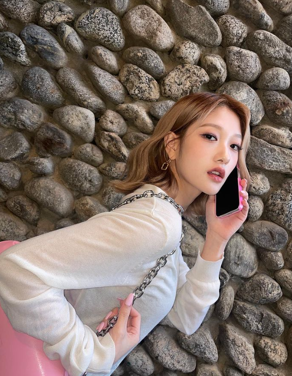 이서연 나이 프로필 키 인스타 프로미스나인 화보 과거 레전드