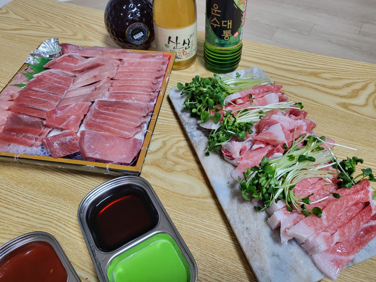 살짝 얼려드세요