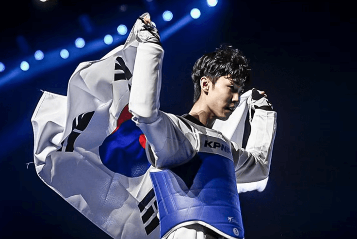 박태준 선수 사진