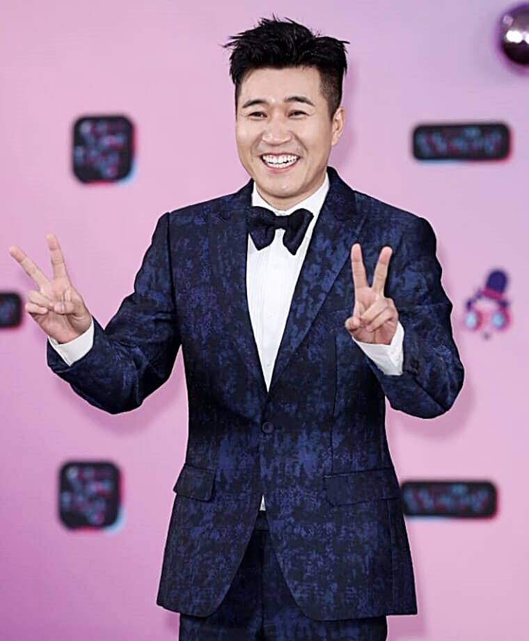 가수-김종민