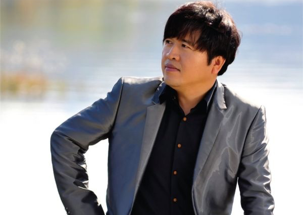 작곡가-겸-가수-정의송