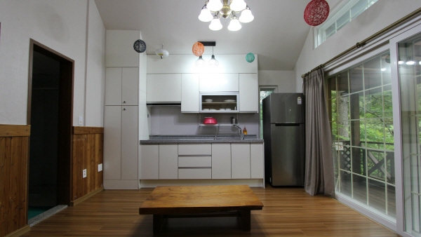 강씨봉 자연휴양림