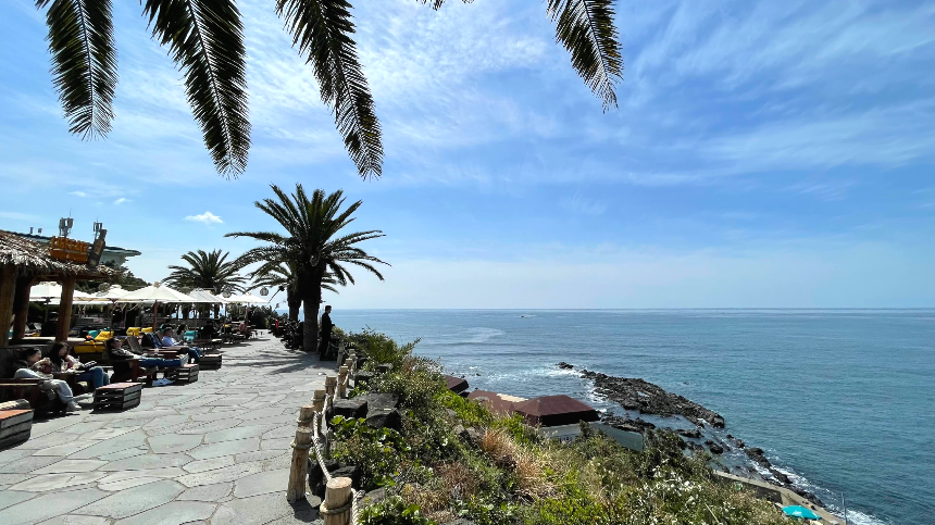 중문 색달 해수욕장위 카페에서 뷰