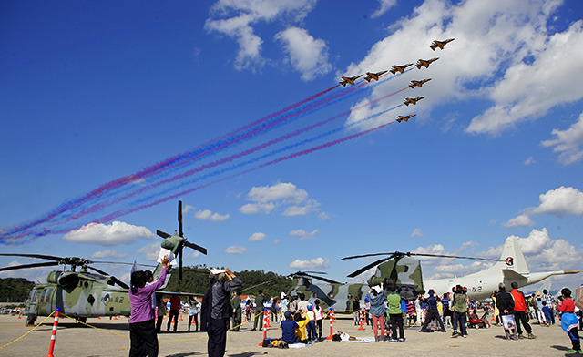사천시 삼천포항 자연산 전어 완벽 가이드 &amp;#124; 2025년 여름 축제와 맛집 총정리