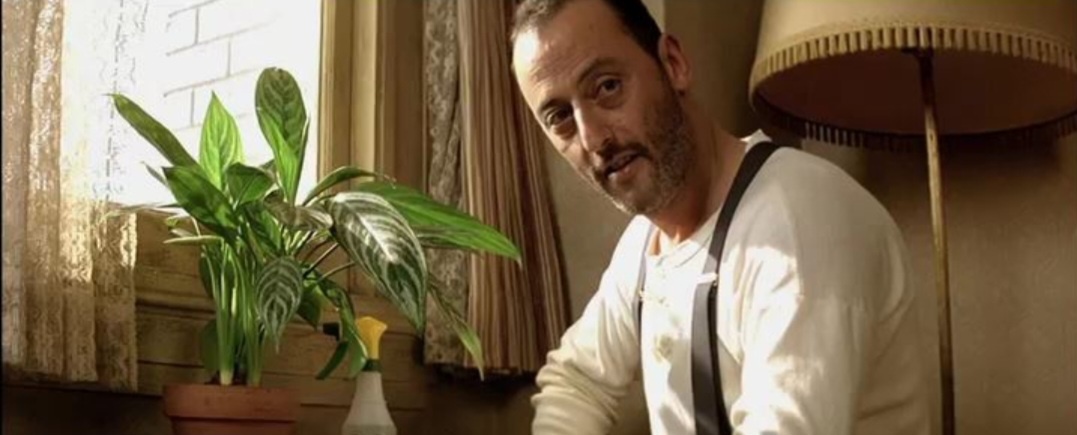 영화 레옹 출연진 장 르노 사진(레옹 역)