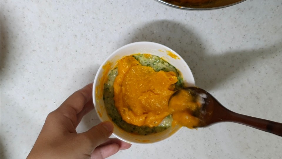 3층에쌓은단호박반죽