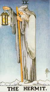 타로 메이저 9번 은둔자 카드 키워드 상징 및 해석