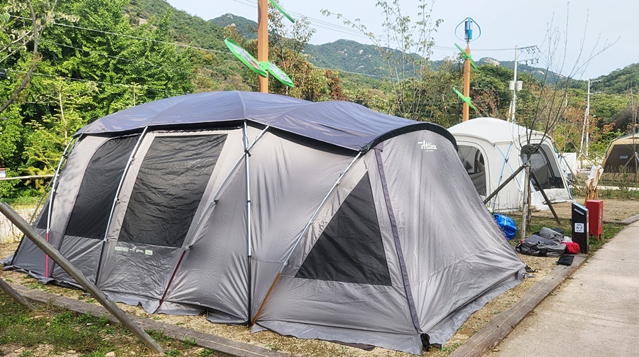 대형텐트가 딱들어가는 사이즈의 사이트