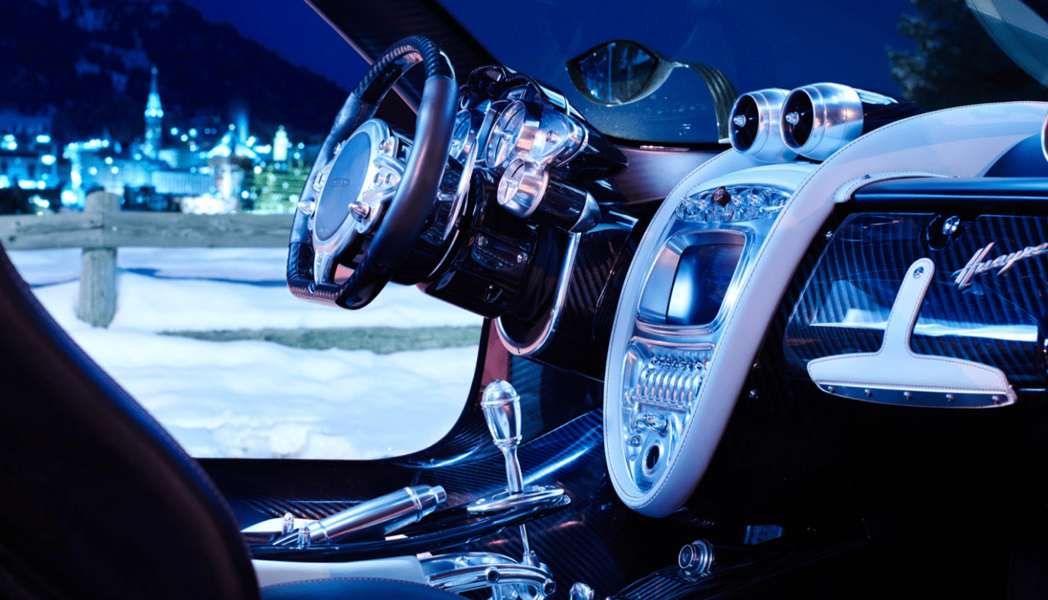 파가니 와이라 코달롱가 내부