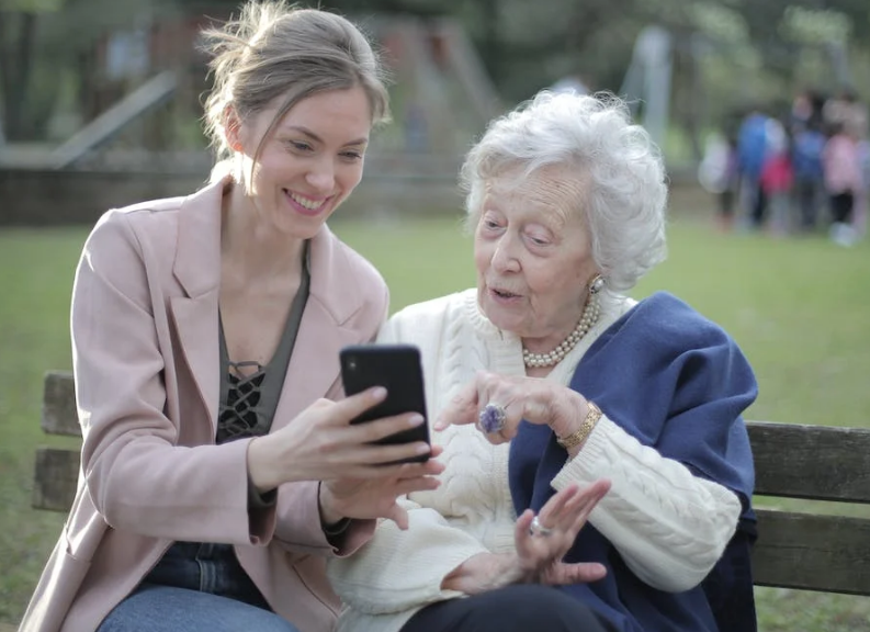 중년-알츠하이머