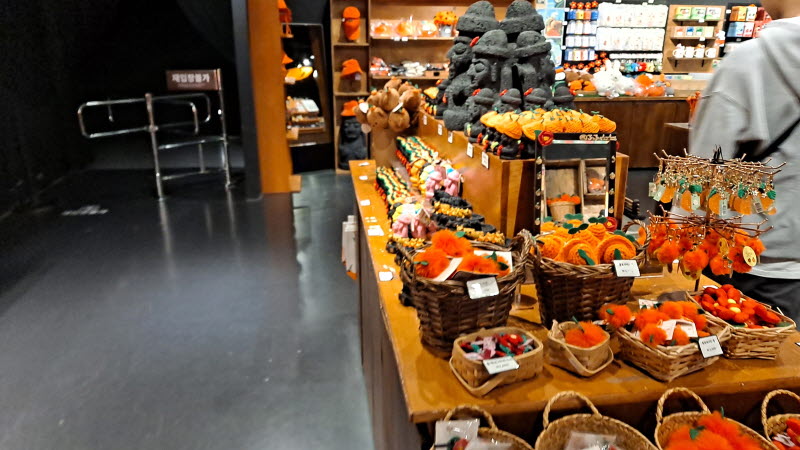 제주여행_아르떼뮤지엄_기념품점