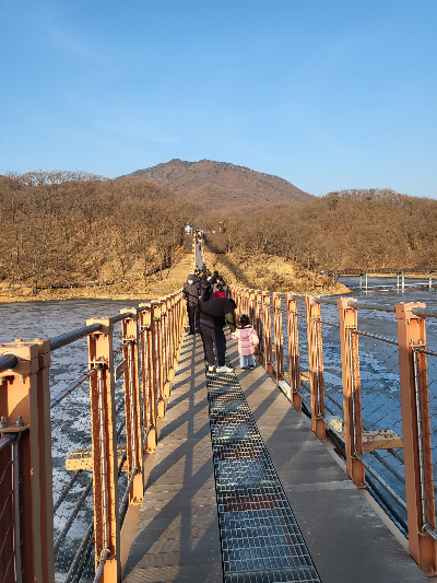 마장호수 출렁다리