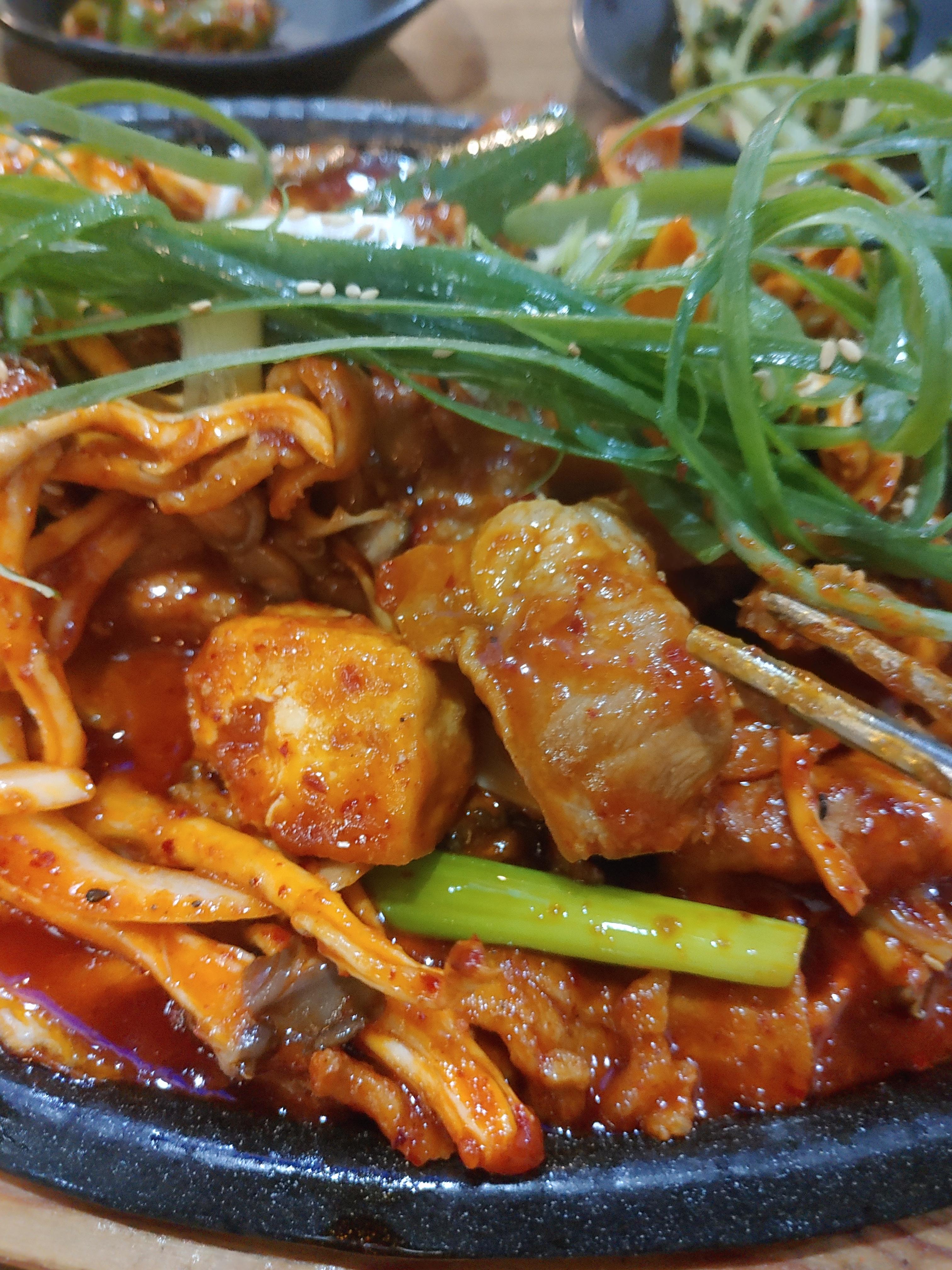 삼대째 손두부의 두부고기두루치기