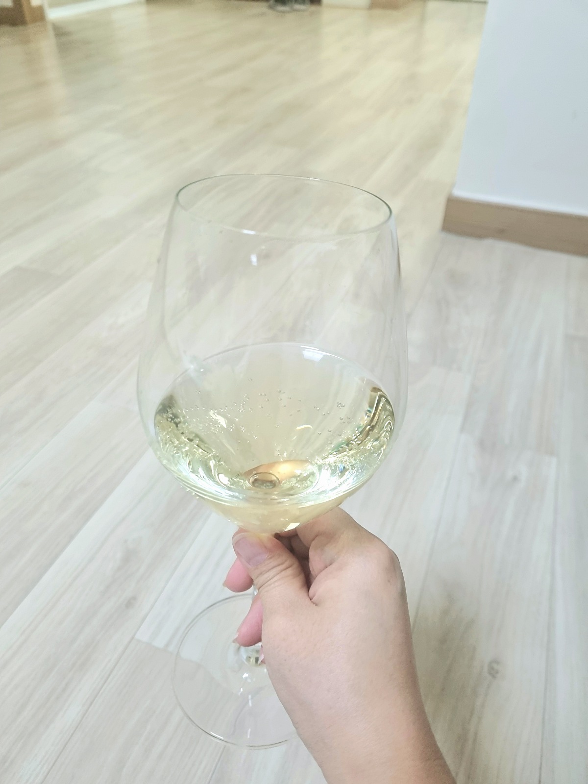 송도 현대프리미엄아울렛 인생 첫 와인: 달콤한 와인 추천, 와인 오프너 사용법, 저렴한 구입 방법