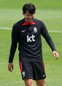 손흥민-스포츠탈장-페루전결장